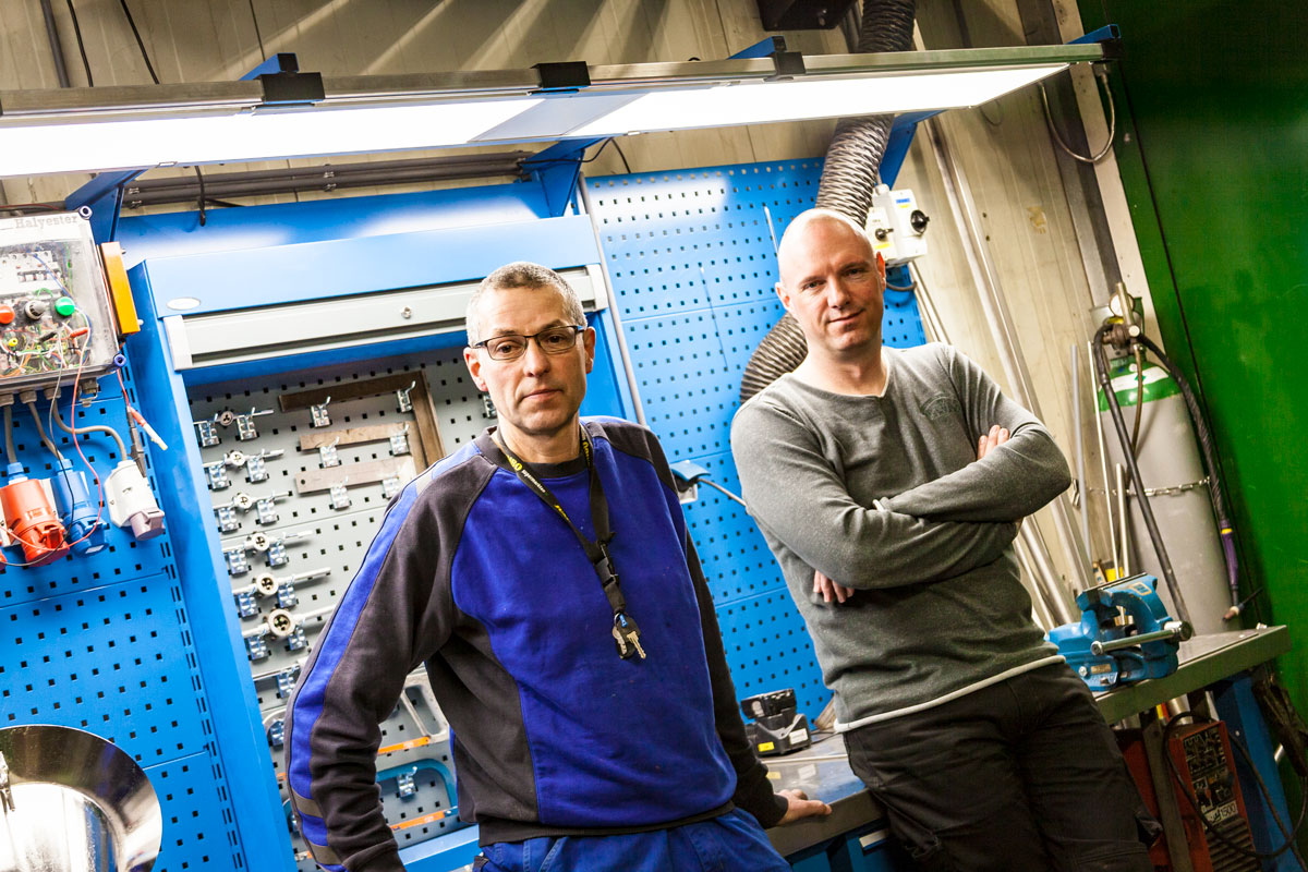 Afbeelding Schipper Technisch Serviceburo Op bezoek bij Qizini in Losser